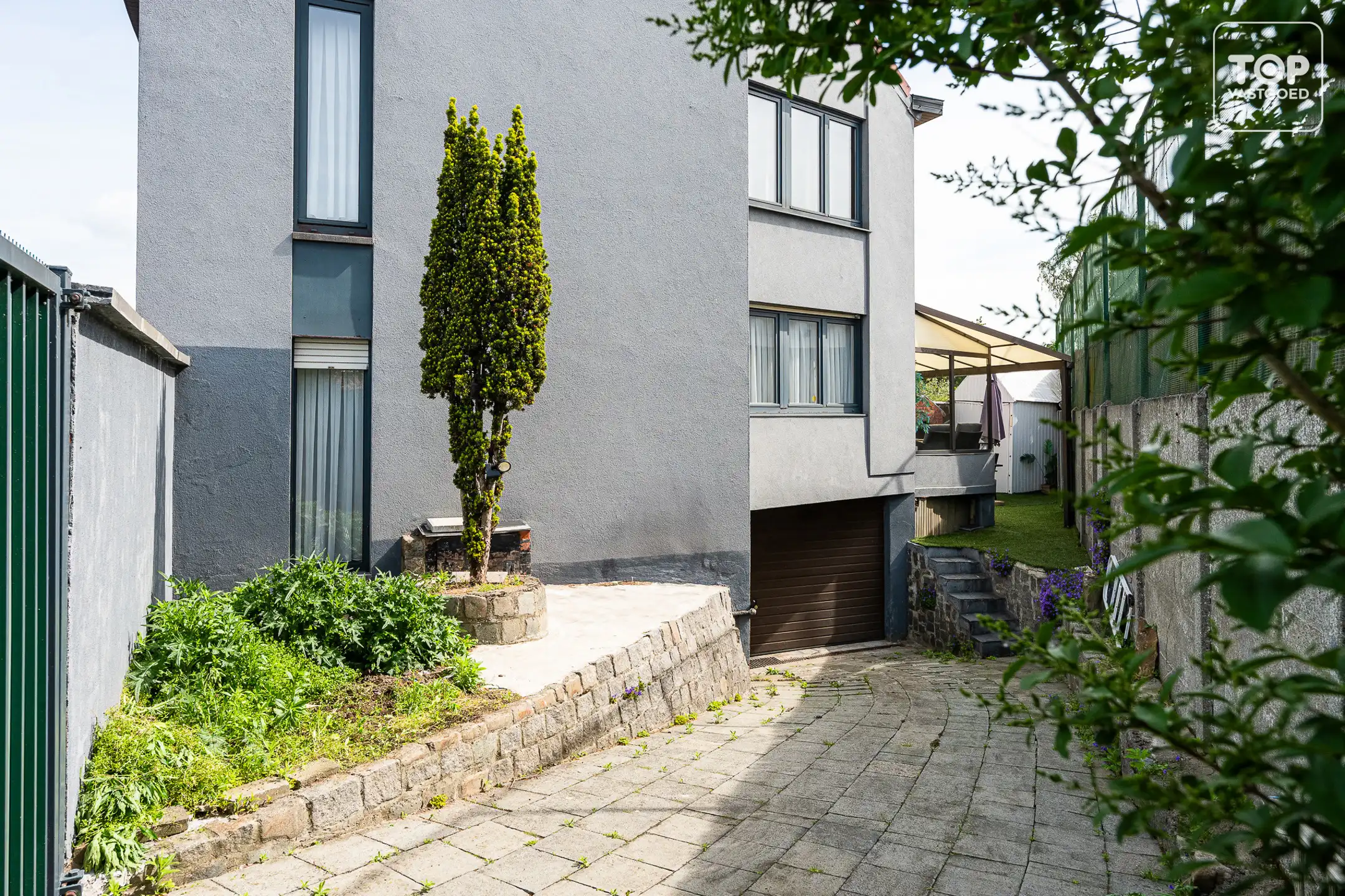 Instapklare HOB met 4 slaapkamers en tuin foto 24