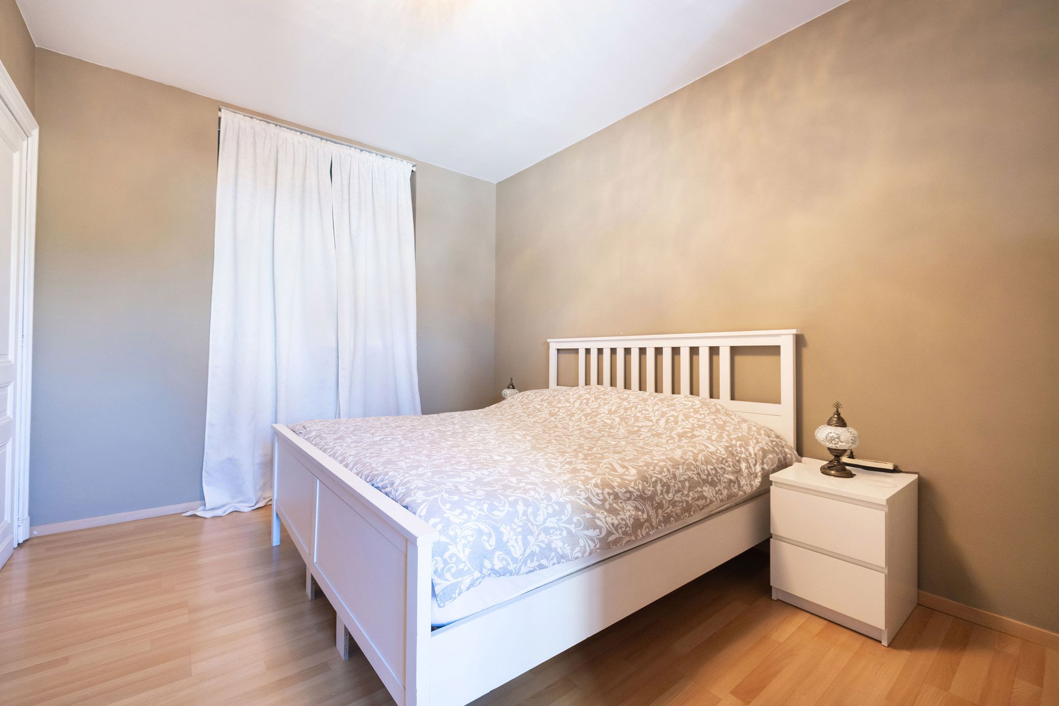 Charmant huis met 5 slaapkamers van ± 200 m² foto 12