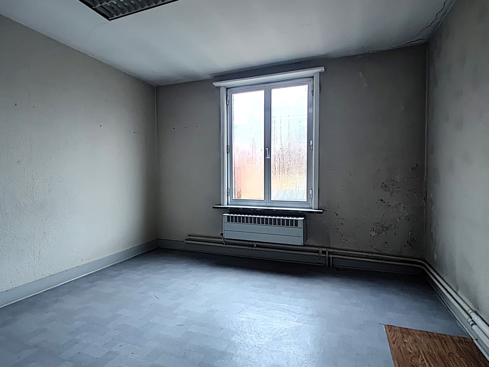 Rijwoning met 3 slaapkamers en tuin. foto 9