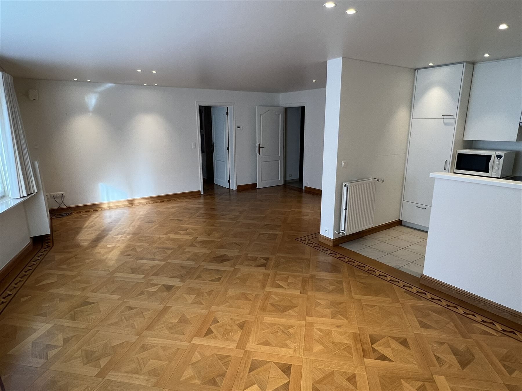 Ruim en stijlvol appartement op toplocatie foto 6