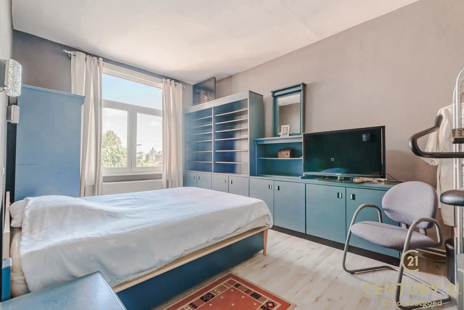 Ruim, startklaar handelspand met woonst op toplocatie foto 28