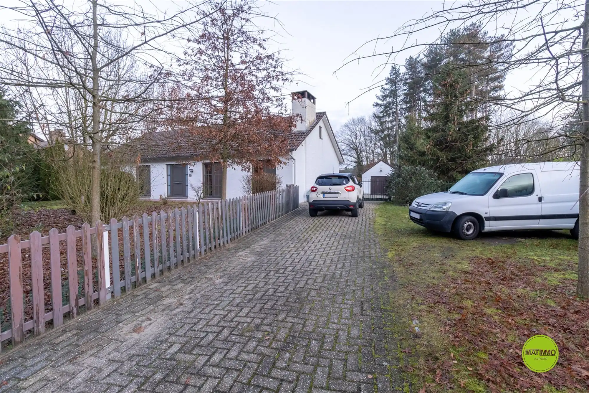 Centraal, rustig gelegen bungalow in het groen van Eksel  foto 22