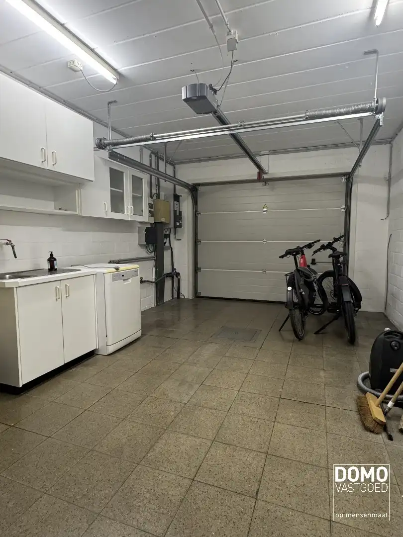 GEZELLIGE RIJWONING NABIJ HET CENTRUM VAN HASSELT foto 13