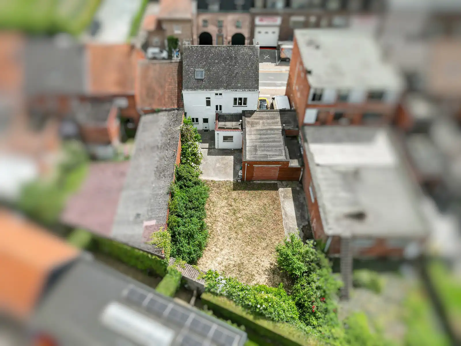 Te renoveren woning met tuin in centrum Londerzeel foto 4