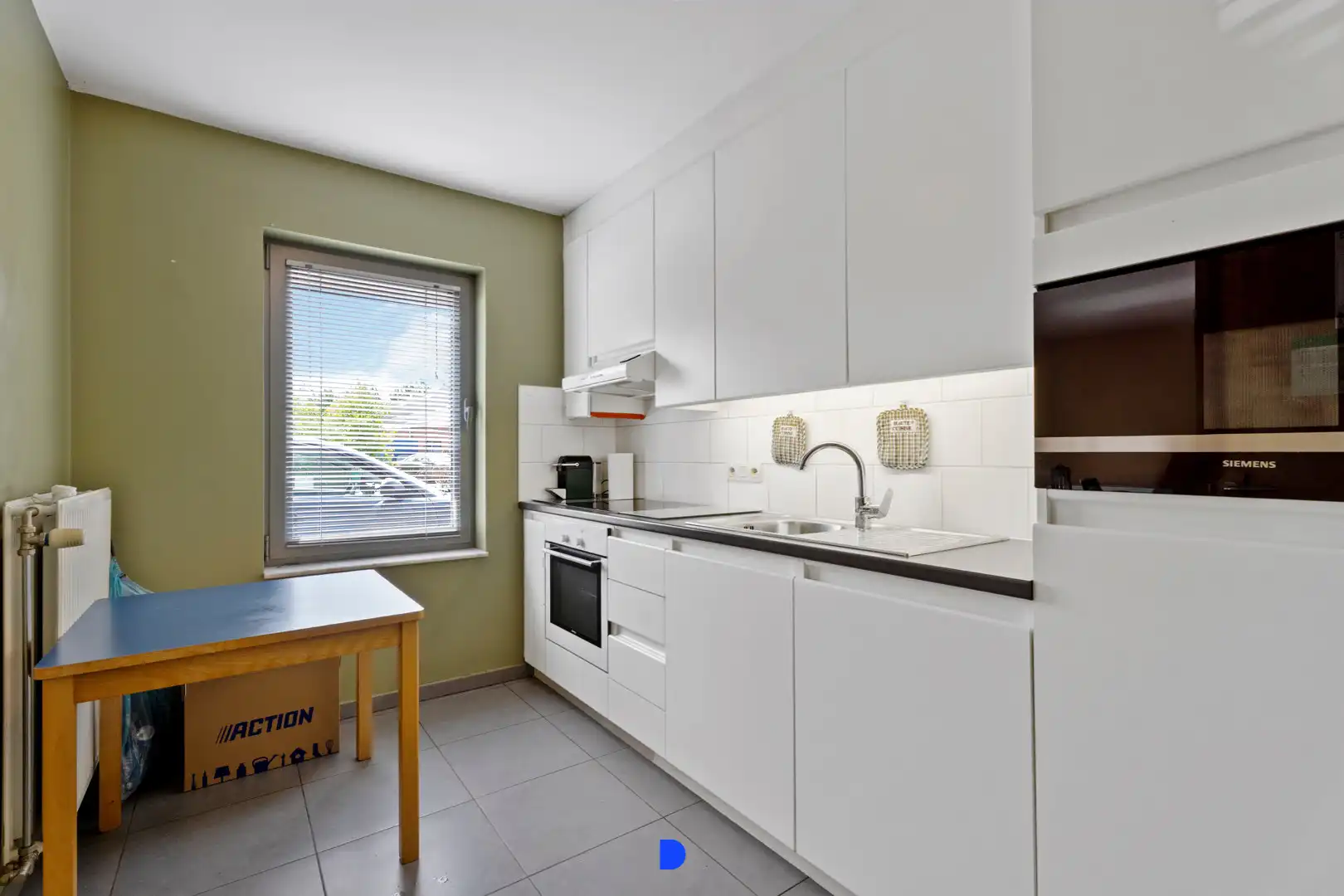 Ruim gelijkvloers appartement met terras. foto 12