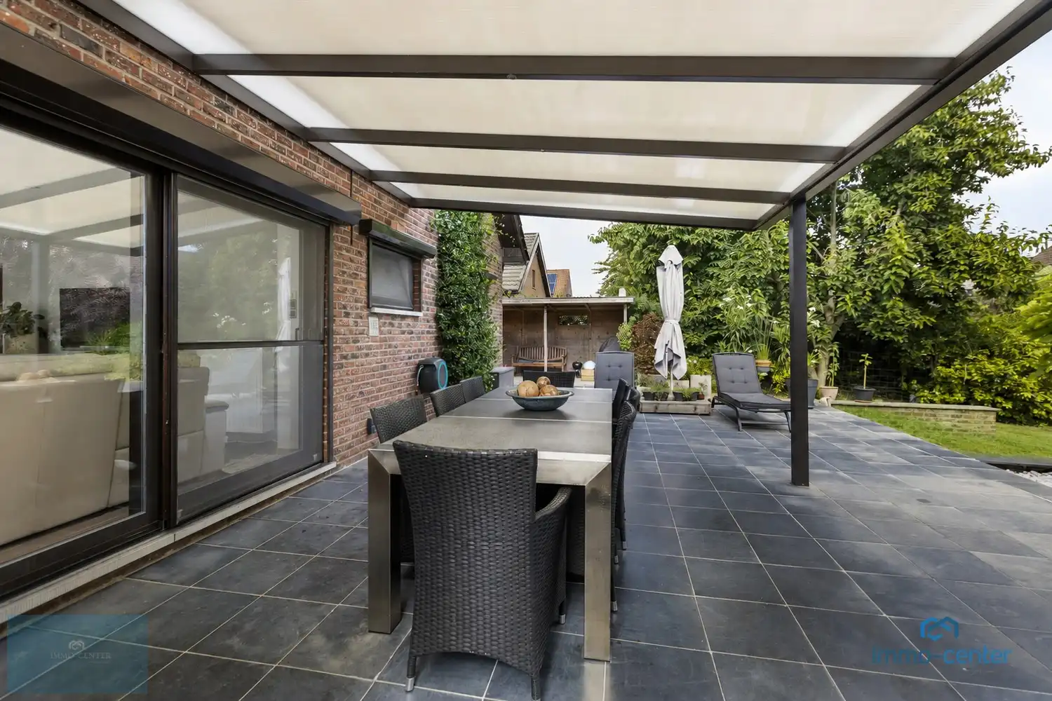 Instapklare vrijstaande woning met 4 slaapkamers en prachtige tuin foto 26