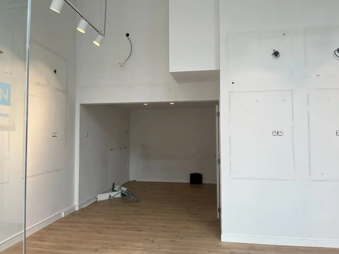 Handelspand te huur in hartje centrum Hasselt foto 6