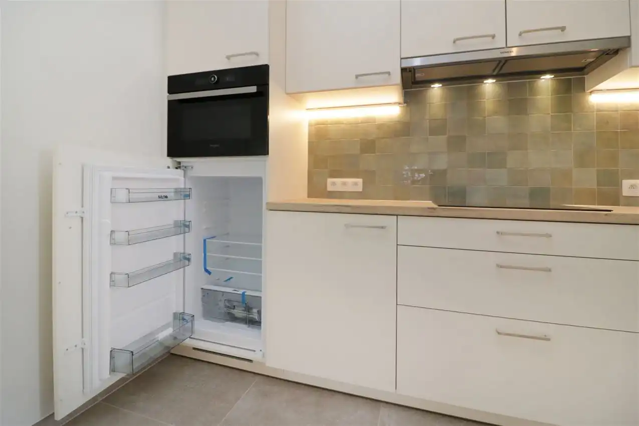 Gerenoveerde woning met 4 slpk, tuin, garage foto 10