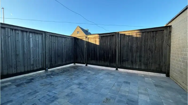 instapklaar gelijkvloers 2-slaapkamerappartement met ruim TERRAS te huur in Torhout foto 9