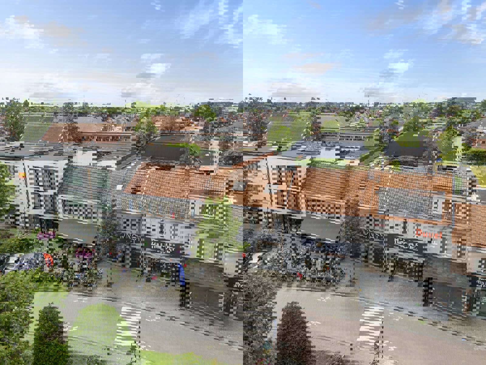 Prachtig commercieel pand met stadstuin in het hart van Aartselaar foto 40