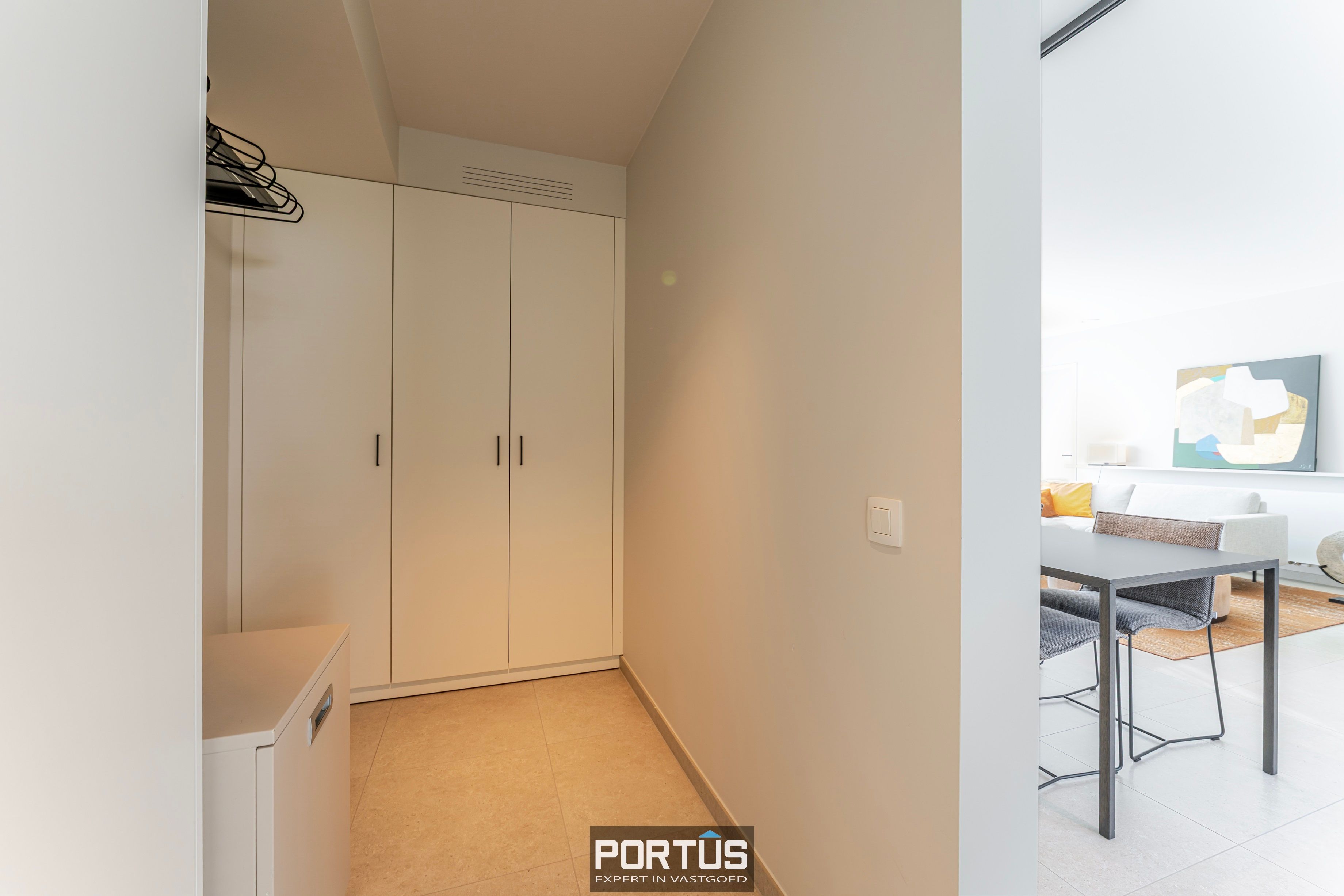 Recent instapklaar gelijkvloers appartement met 2 slaapkamers te koop foto 13