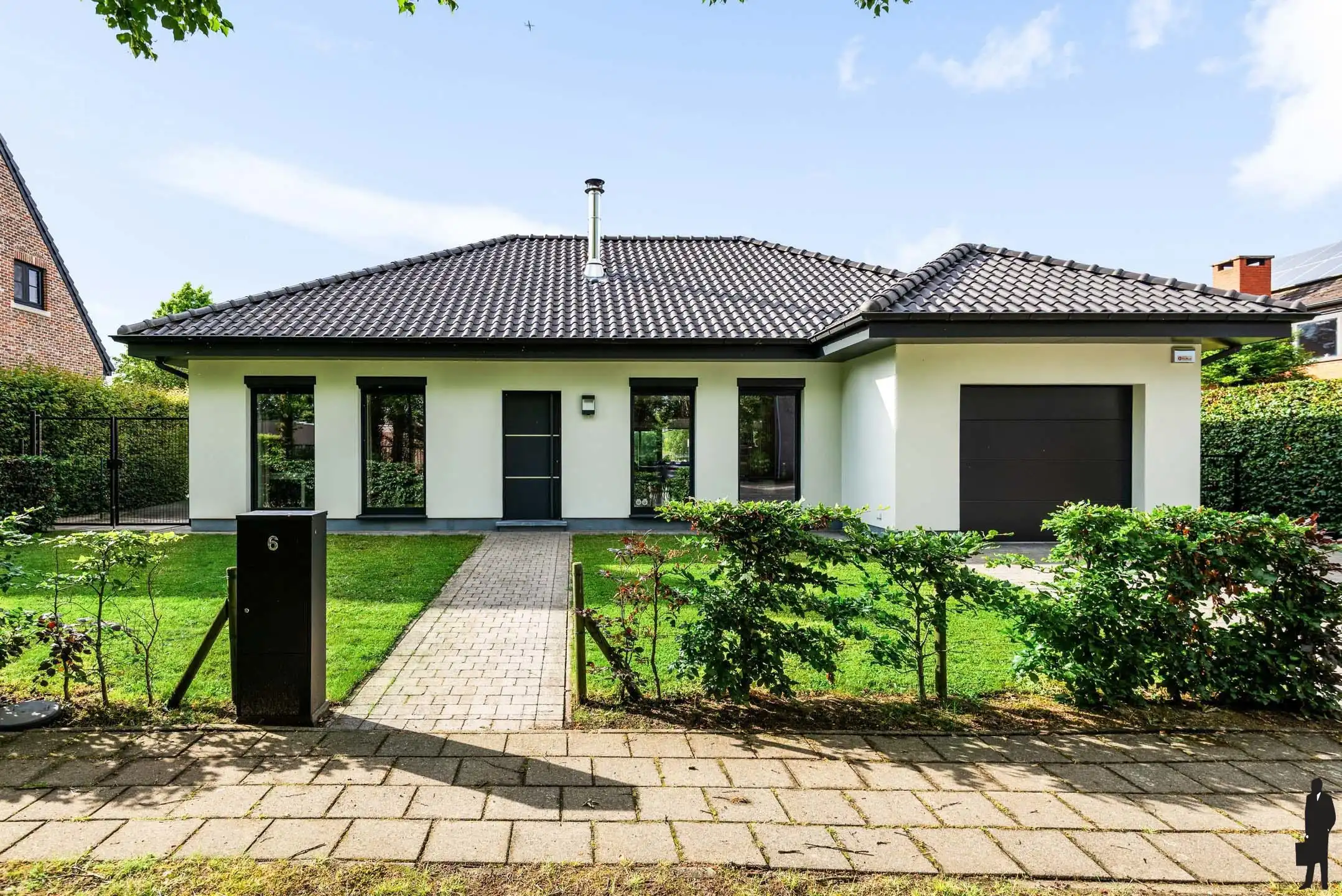 Vrijstaande laagbouwwoning op 1.200 m² met groen uitzicht foto {{pictureIndex}}