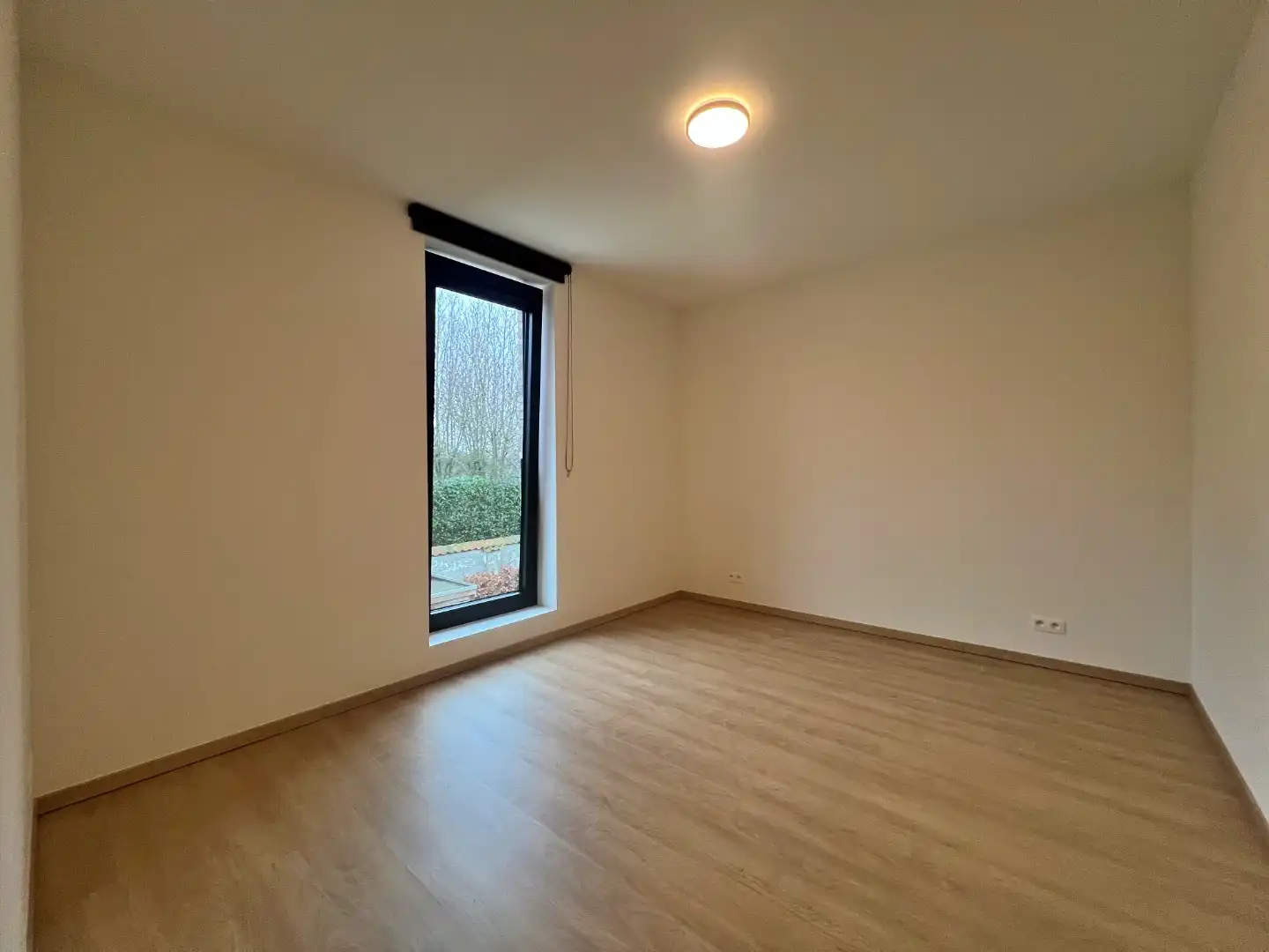 Ruim en energiezuinig 3-slaapkamerappartement in Lovendegem 🌿 foto 10