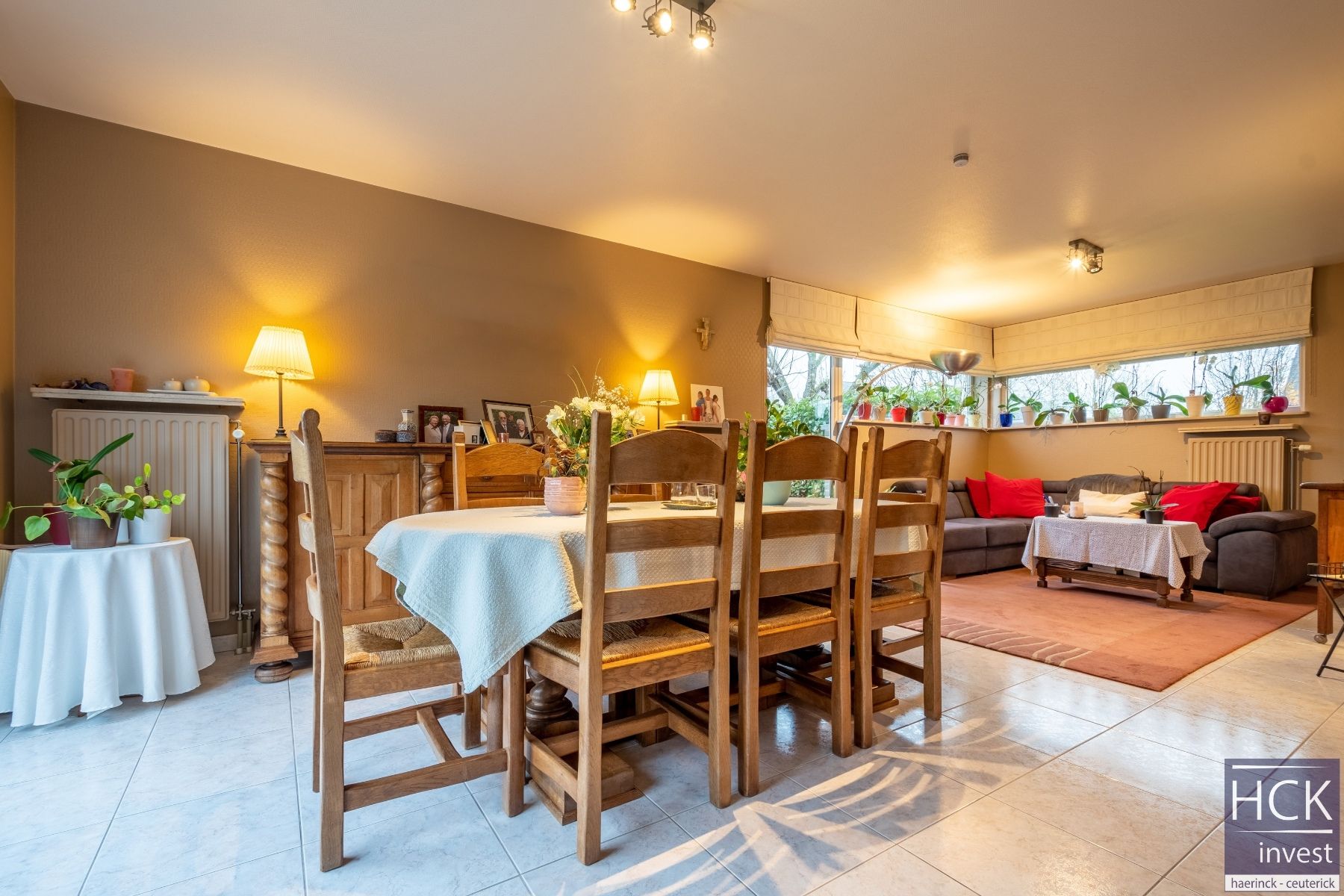 KRUISHOUTEM - Instapklare woning met 3 SLPK. op rustige ligging foto 3