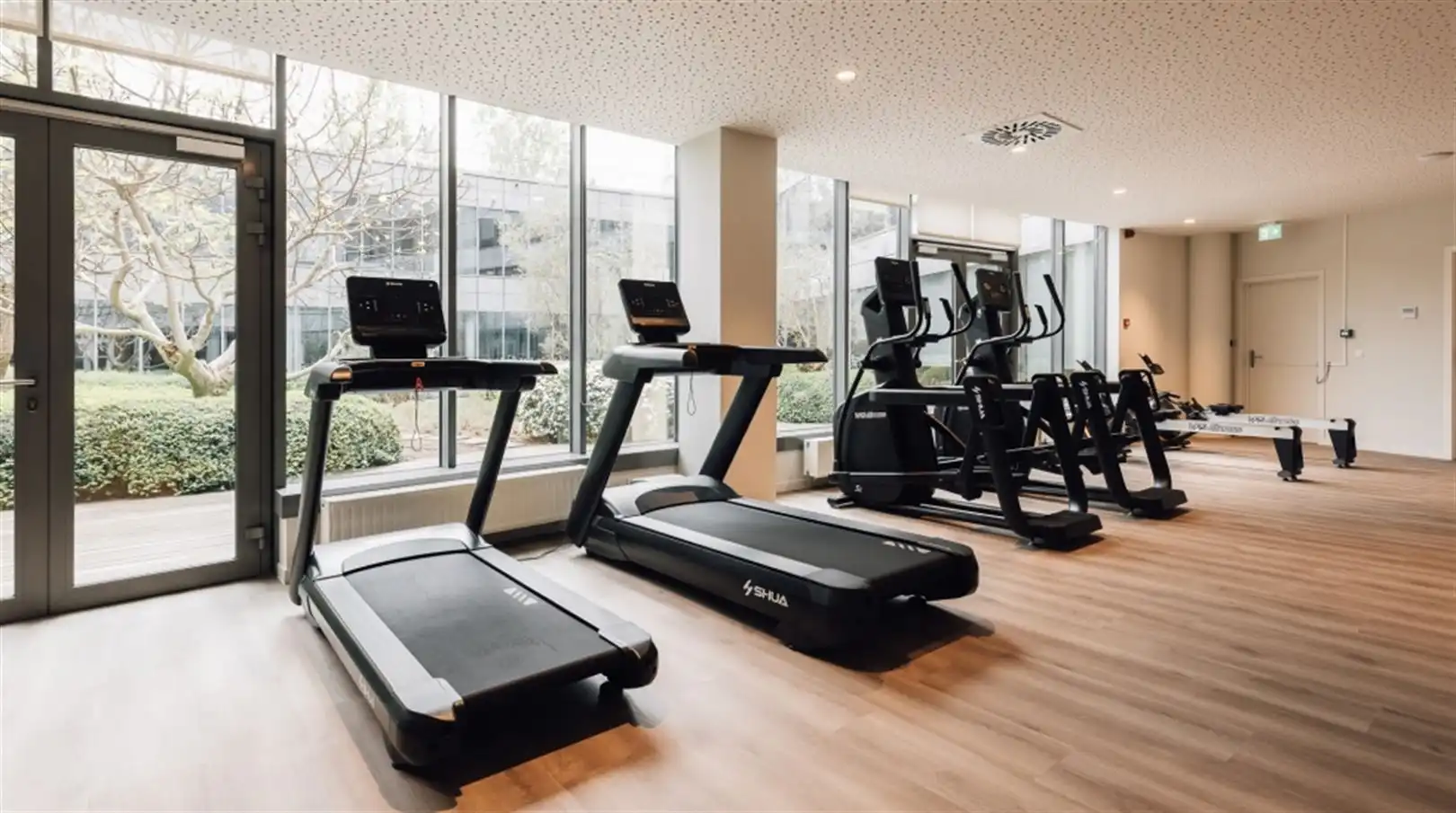 AIRPORT PLAZA: kantoren te huur vanaf 500m² foto 9