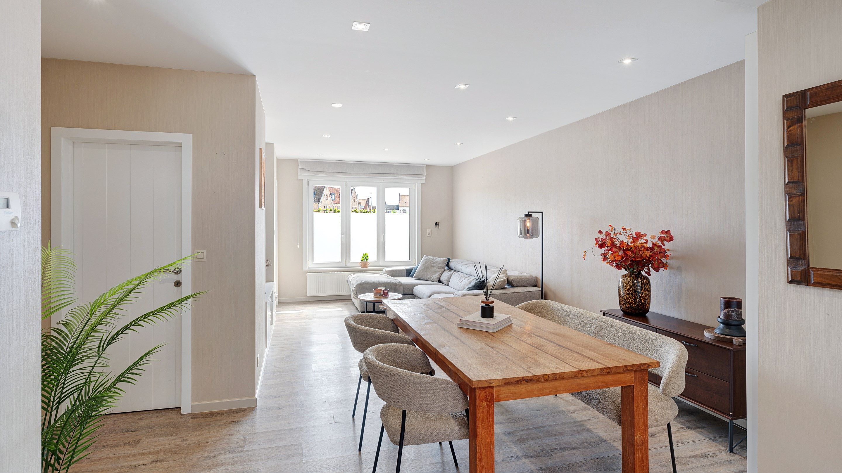 Mooie woning met oprit en garage te Zeebrugge foto 3