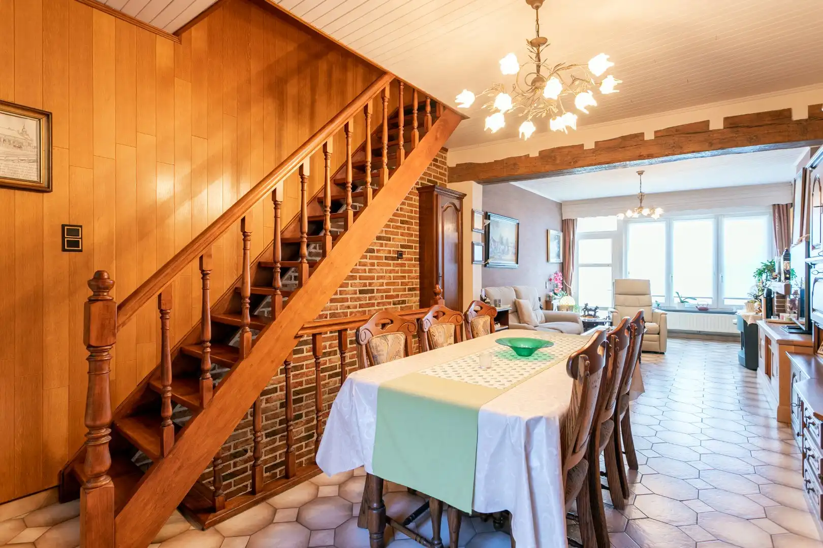 Woning met 2 slpk en ruime tuin (8a60)  foto 3