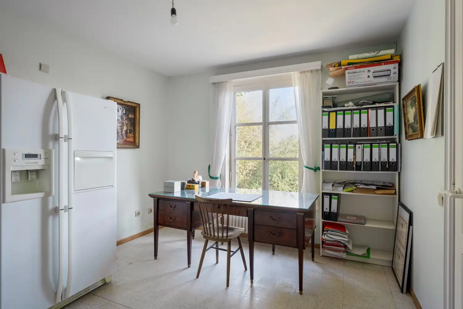 Residentieel gelegen villa met 4-5 ruime slaapkamers/bureau , 2 badkamers, 2 garages en een tuin op een perceel van 11a 71ca te Winksele gemeente Herent. foto 12