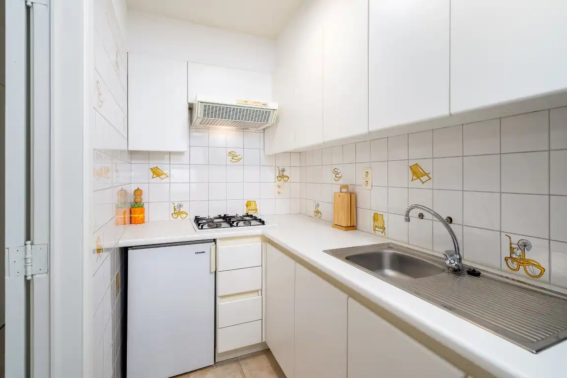 Studio met adembenemend zeezicht foto 14