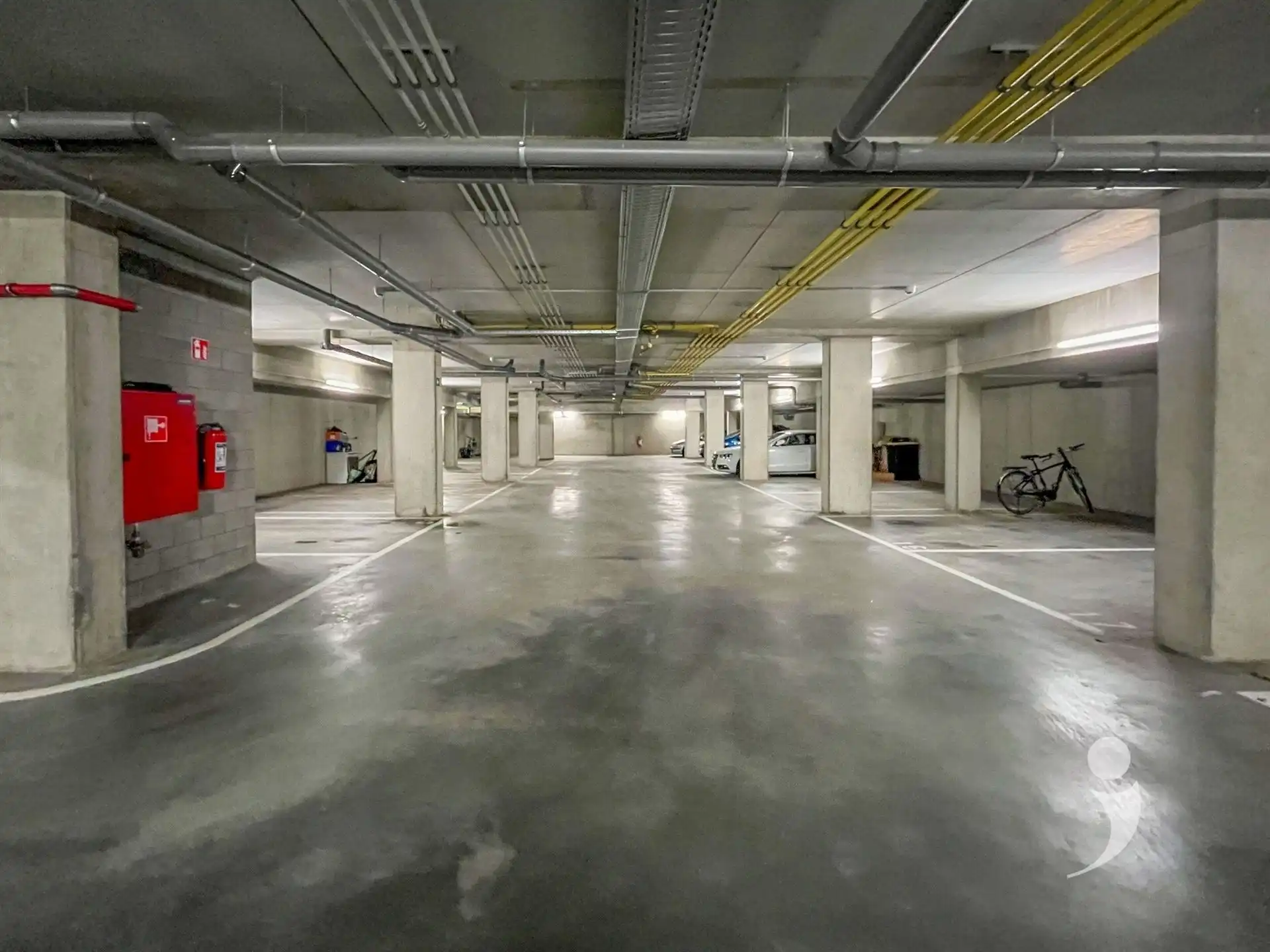 Ondergrondse staanplaats in centrum Herent! foto 4