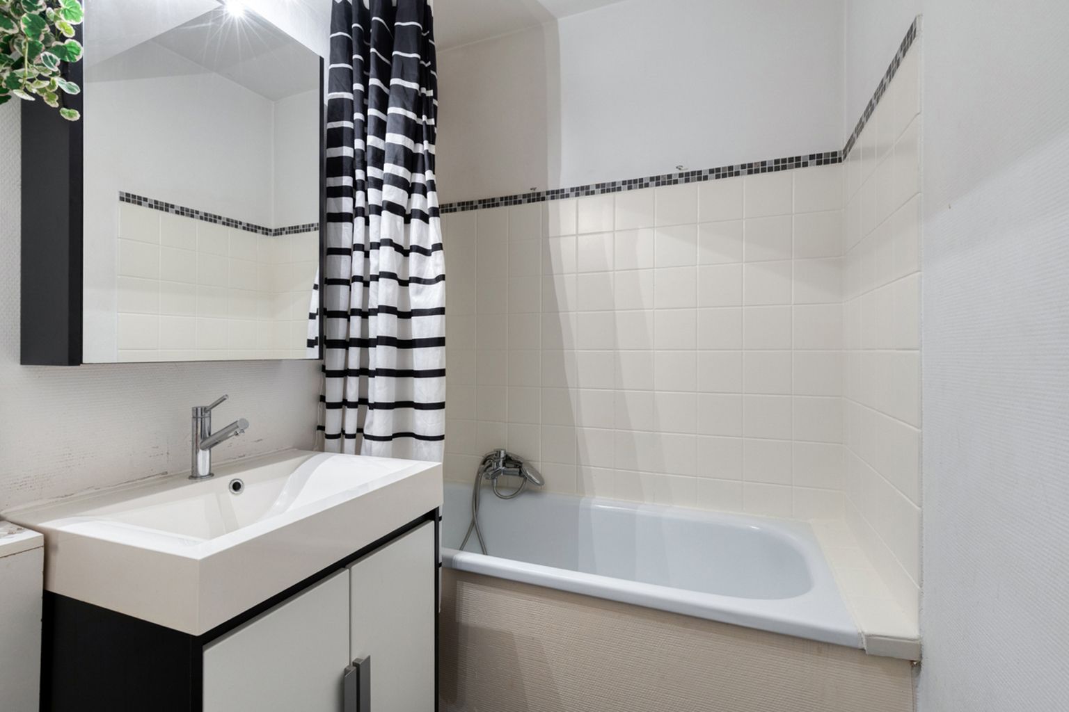 Instap klaar appartement 1 slaapkamer met prachtig uitzicht. foto 9