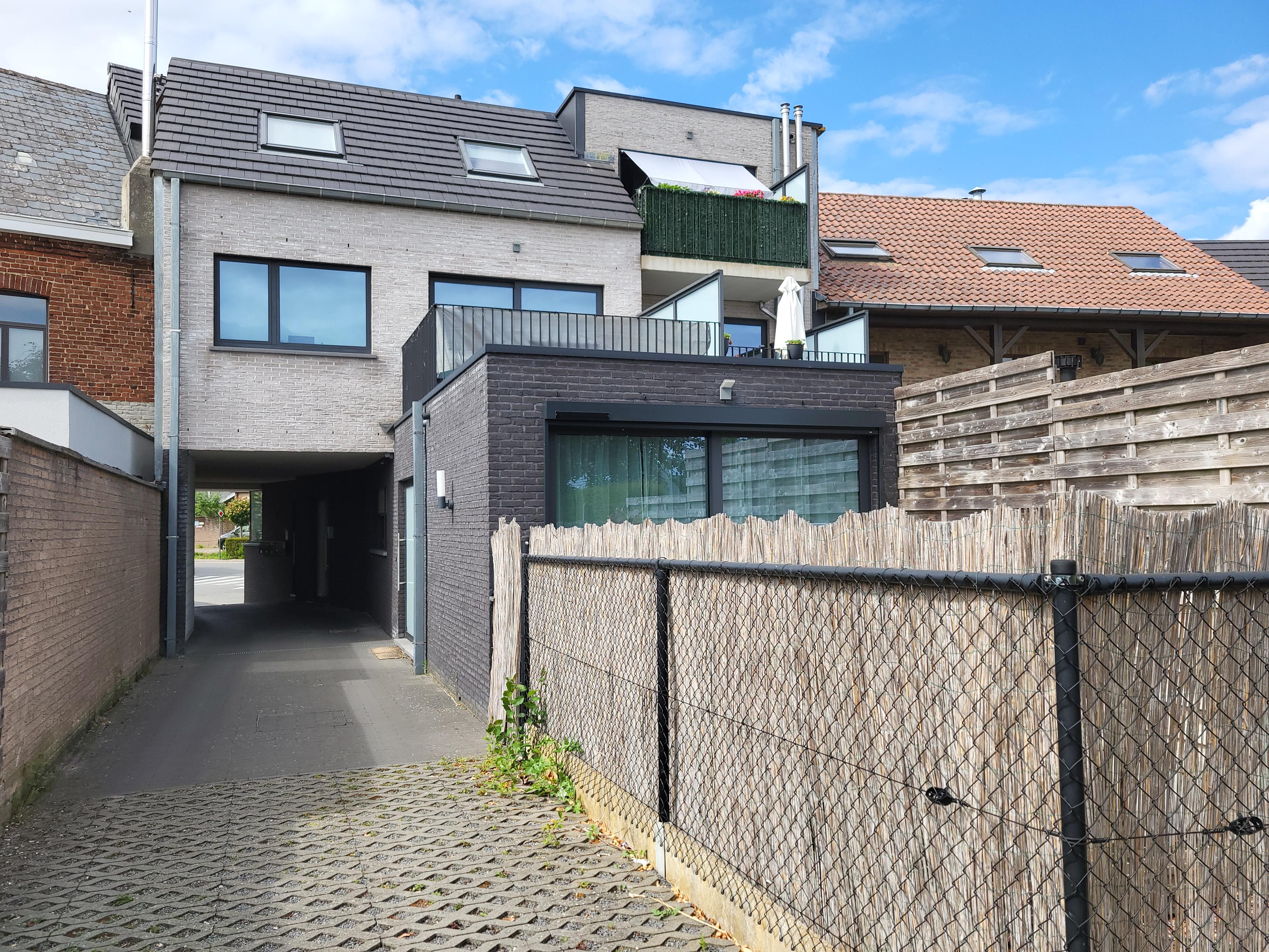 ()=>{if(producerUpdateValueVersion(node),producerAccessed(node),node.value===ERRORED)throw node.error;return node.value} Meileveld 2/C - 9620 Zottegem
