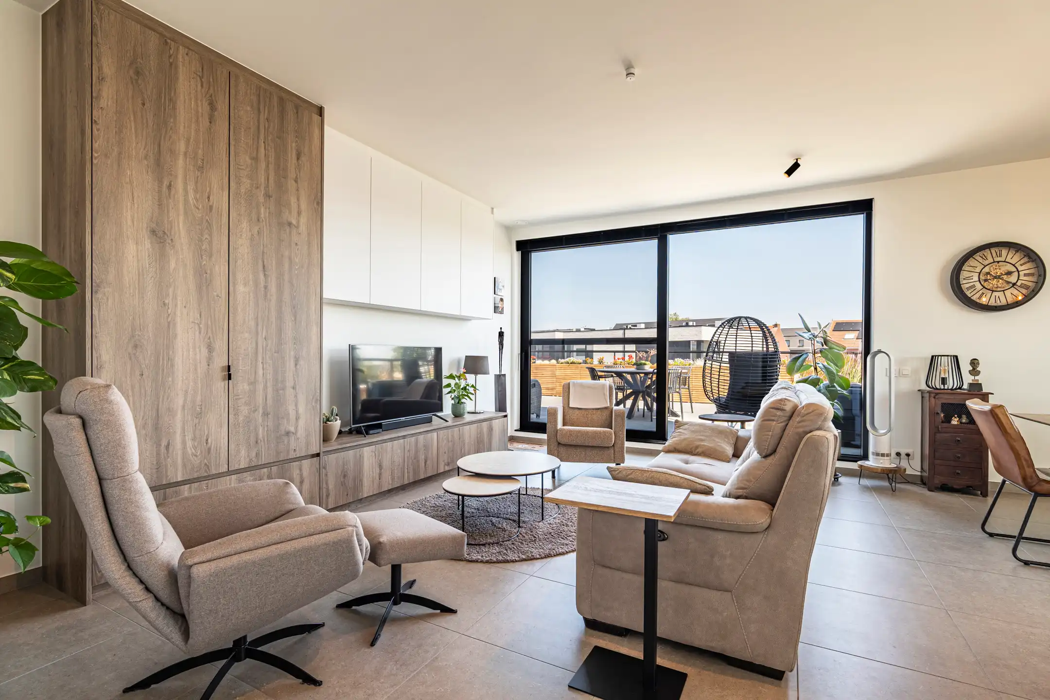 Instapklaar BEN-appartement van 106m² met 2 slpks  foto 2