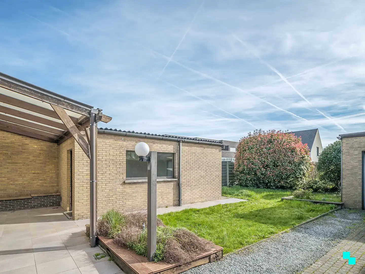 Charmante halfopenwoning met drie slaapkamers te Wetteren ten Ede foto 27