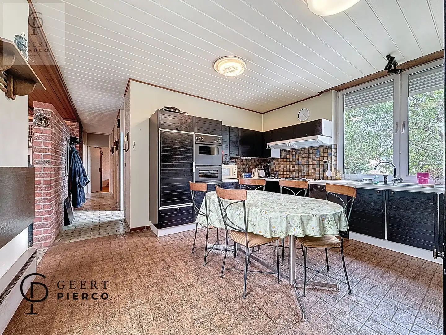 Eigentijdse woning foto 15