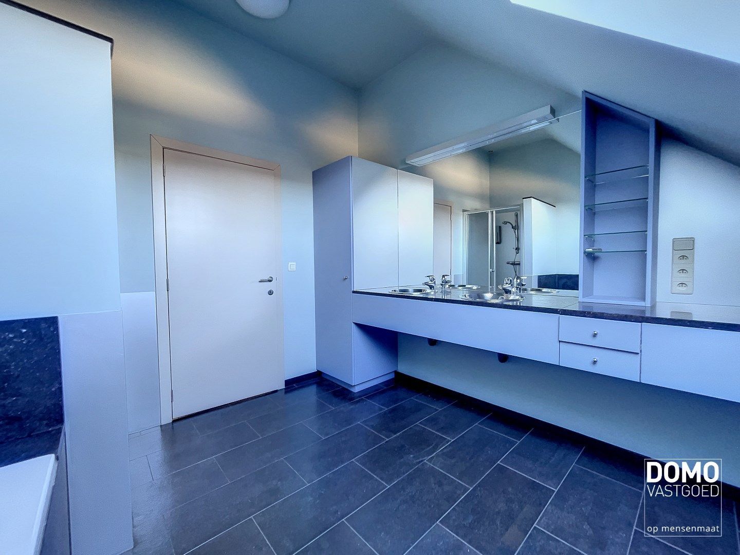 Mooi Duplex Appartement met gemeenschappelijke tuin te Schulen foto 9