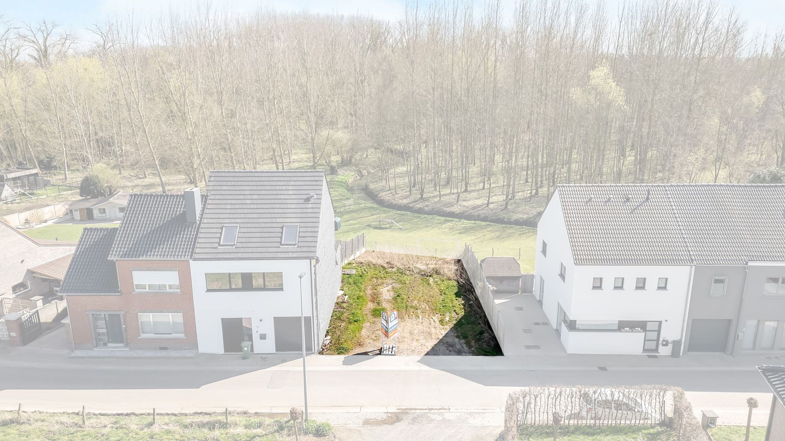 Bouwgrond voor halfopen bebouwing te Smeerebbe foto 6
