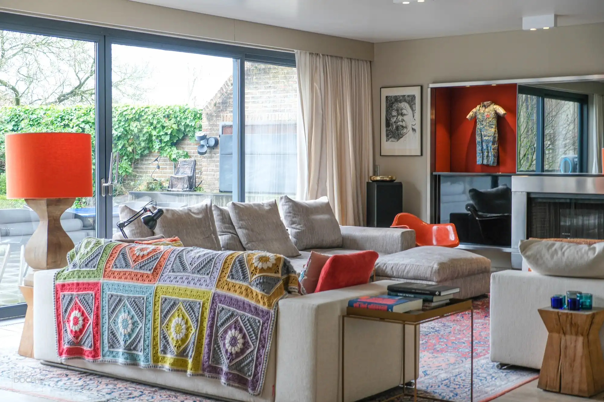 Heel ruime stadswoning met kantoren en tuin foto 7
