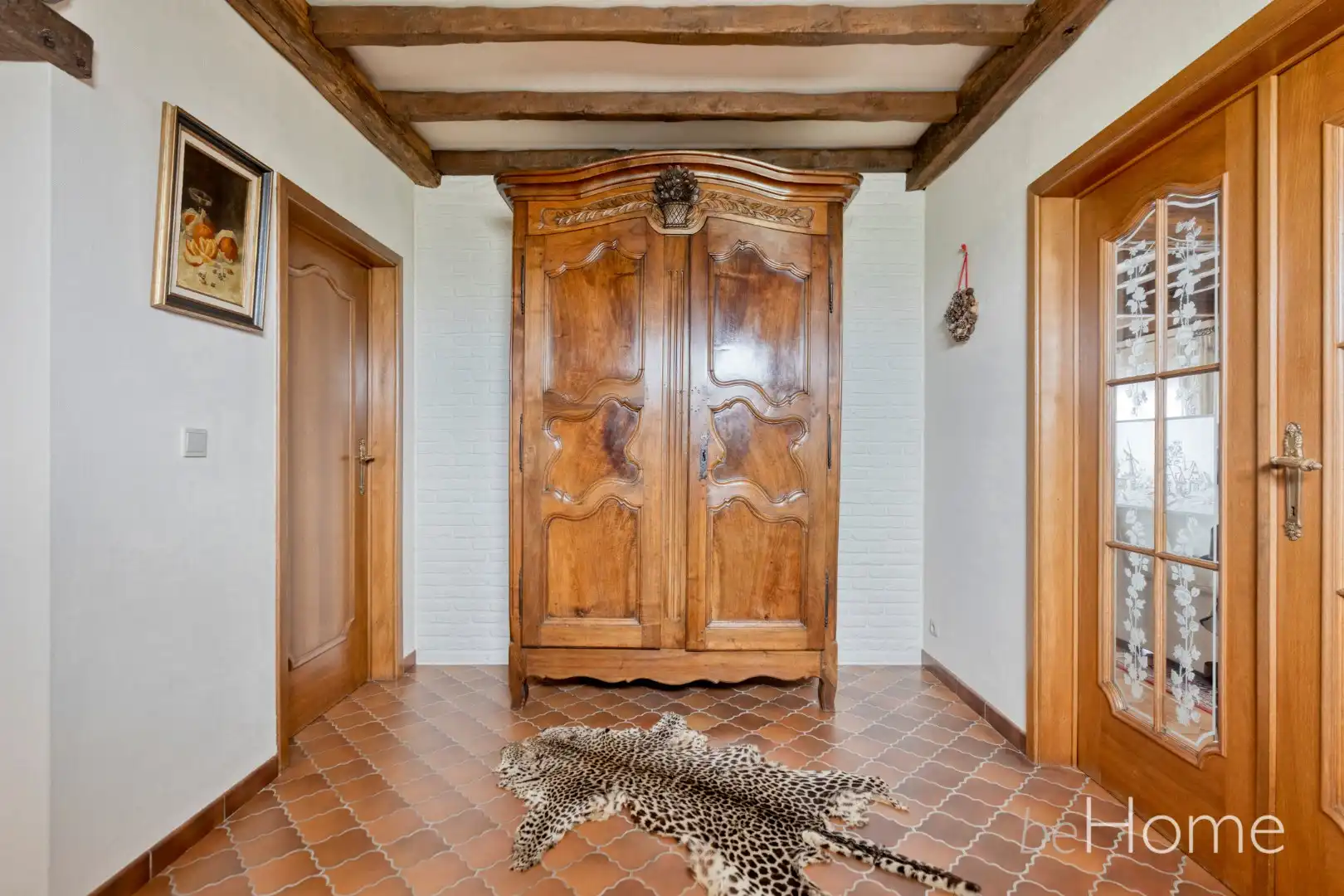Vrijstaande bungalow met 4 slaapkamers, volledige kelder en ZO-tuin foto 9