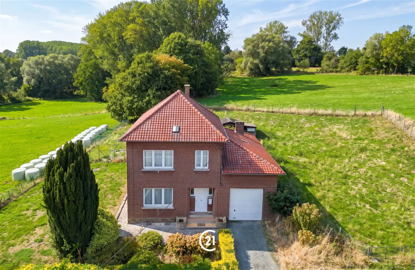 Hoofdfoto van de publicatie: Vrijstaande woning op 14 are 41 