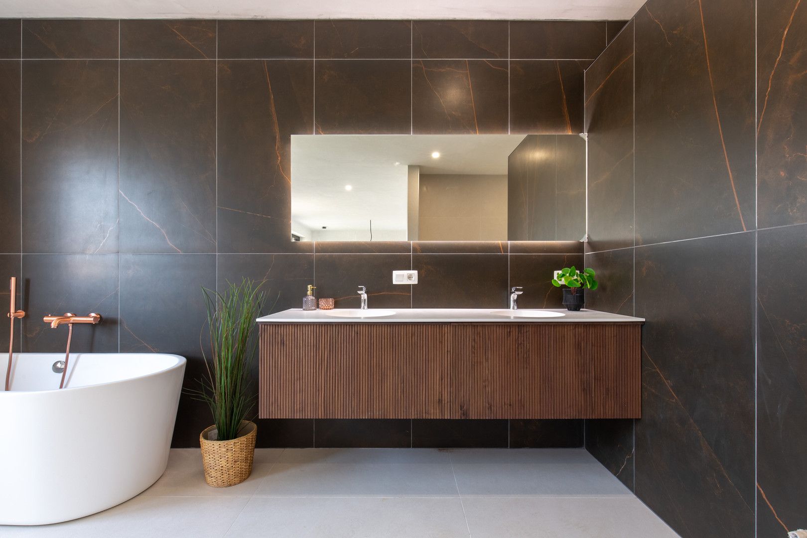 Unieke, ruime nieuwbouwwoning met tuin foto 10