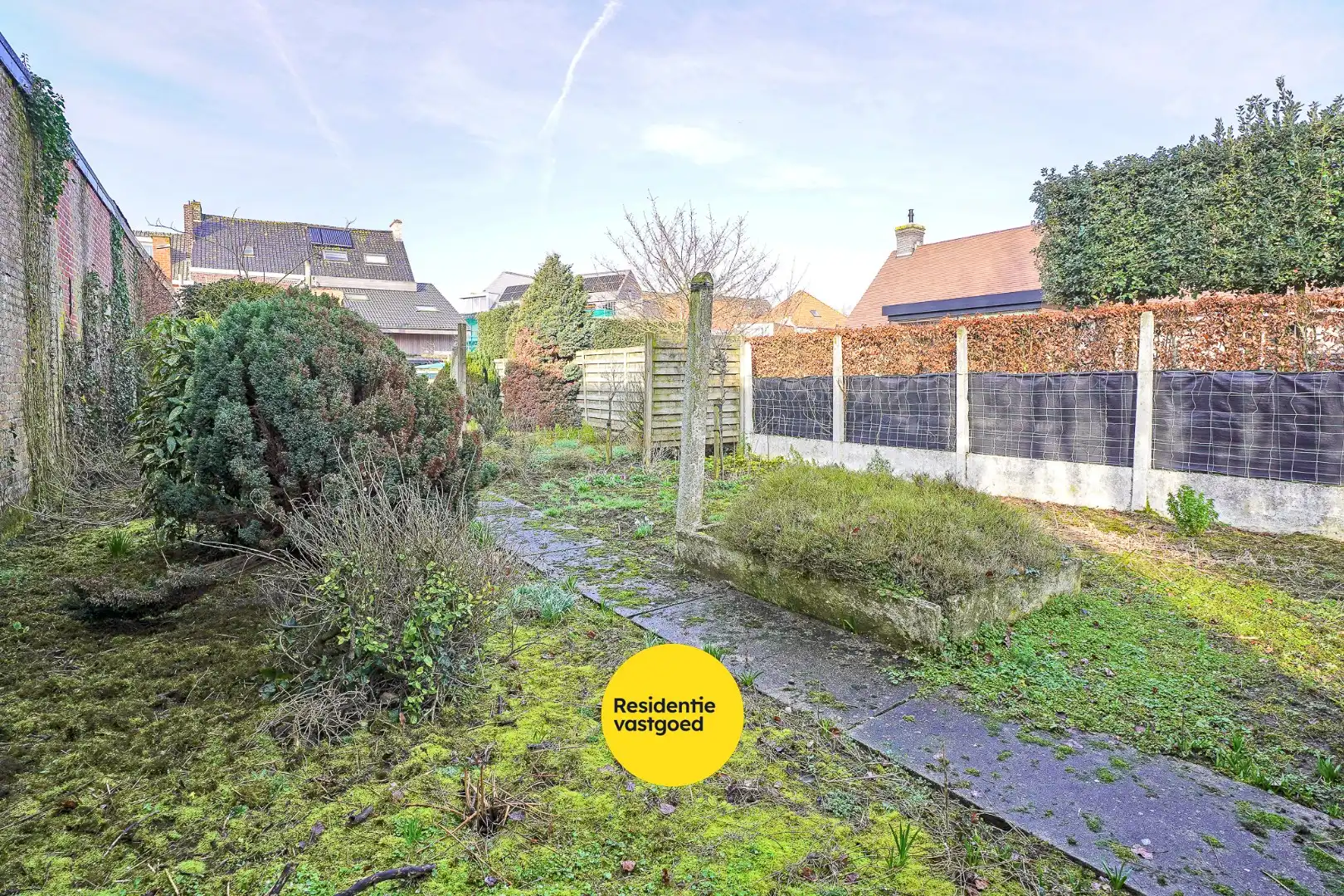 Renovatiewoning met 5 slaapkamers en zonnige tuin in het centrum van Woumen (Diksmuide) foto 2