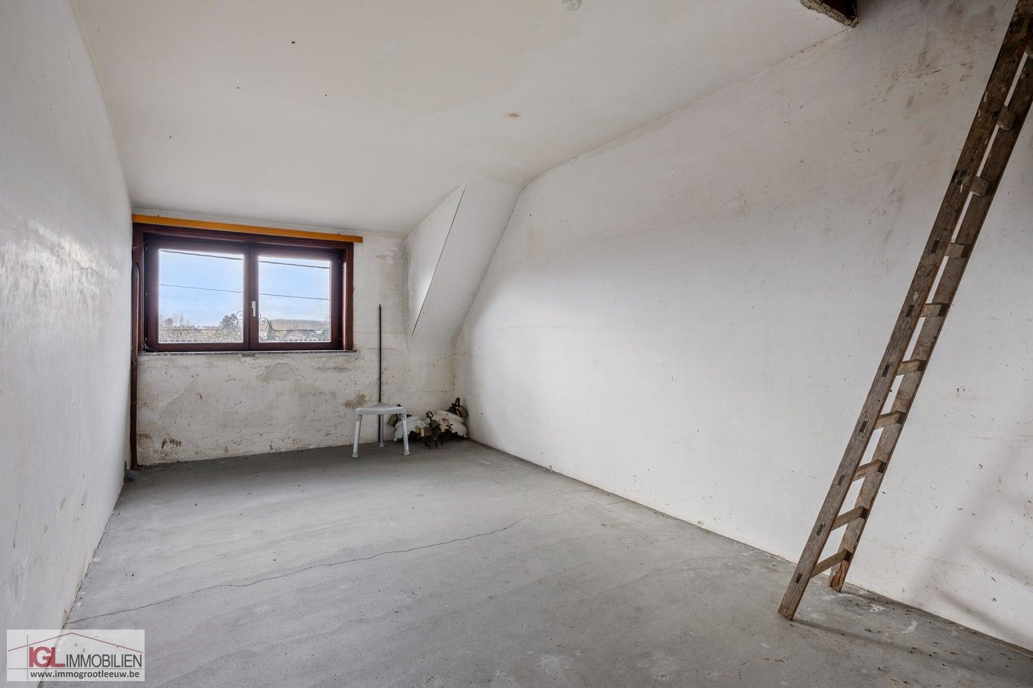 IGL stelt voor: een charmante villa met ruime tuin te koop in Lennik foto 16
