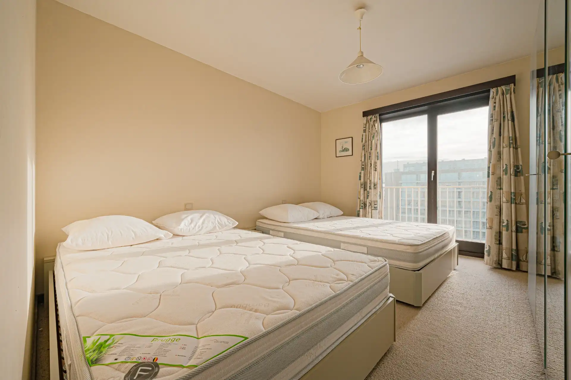 2-slaapkamer appartement op de zeedijk foto 10