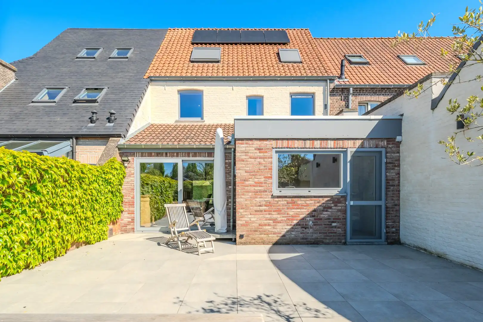 Gezinswoning met 3 à 4 slpks en garage in het centrum foto 8