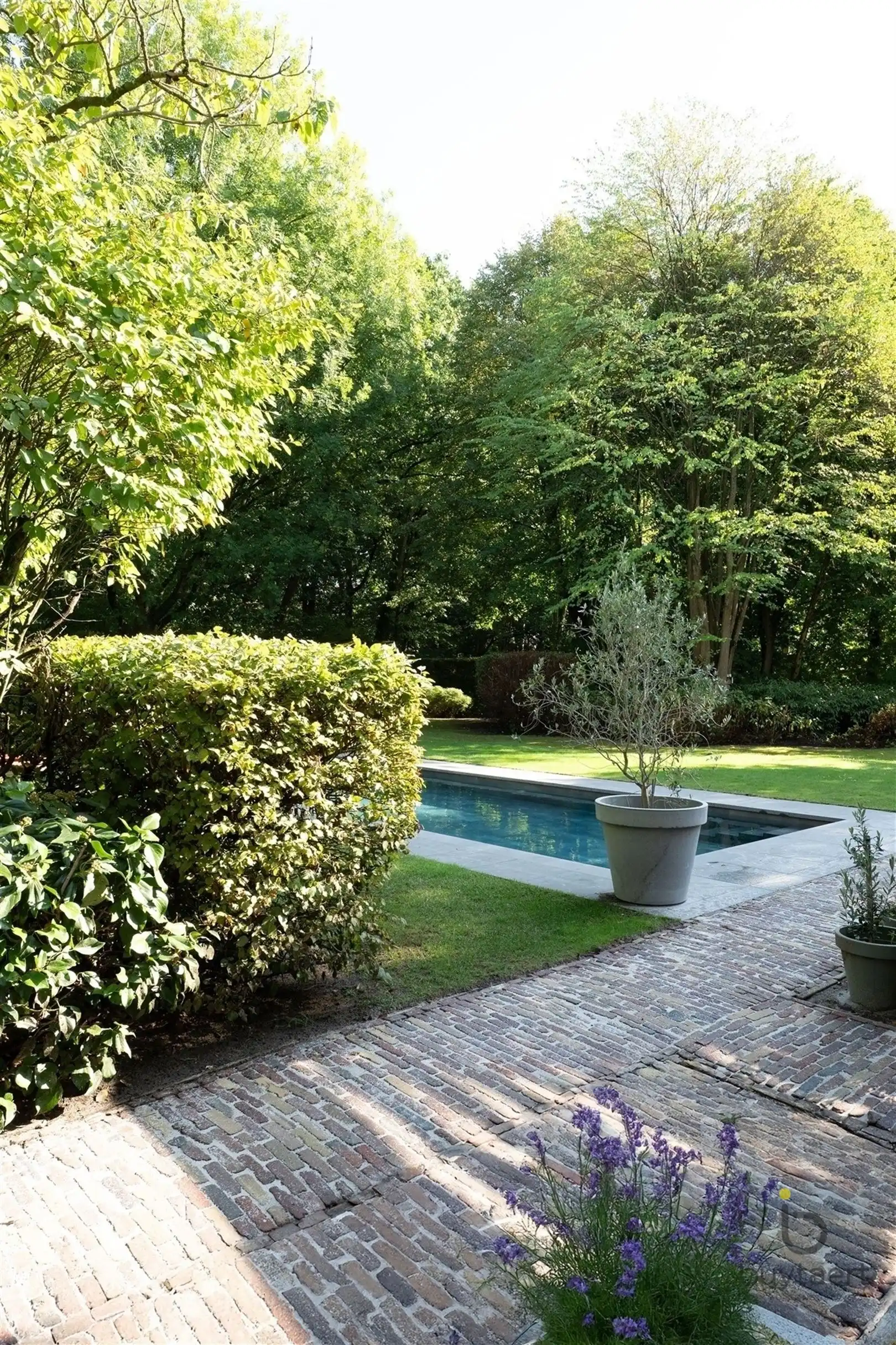 EXCLUSIEF: stijlvolle villa met een tijdloze inrichting op een toplocatie te Schilde! foto 85