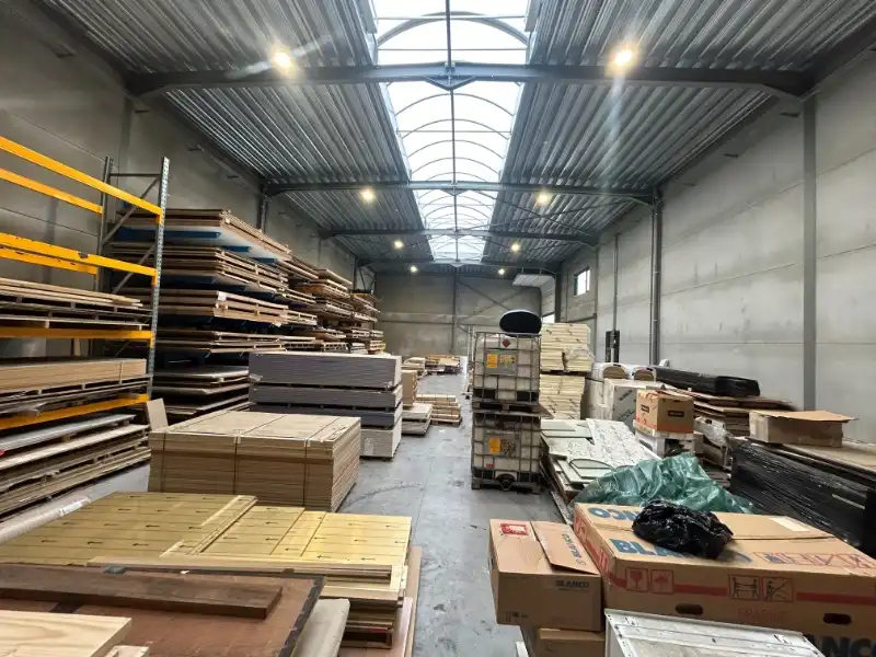 Goed gelegen nieuwbouw magazijn van 438 m² met 4 parkeerplaatsen foto 6
