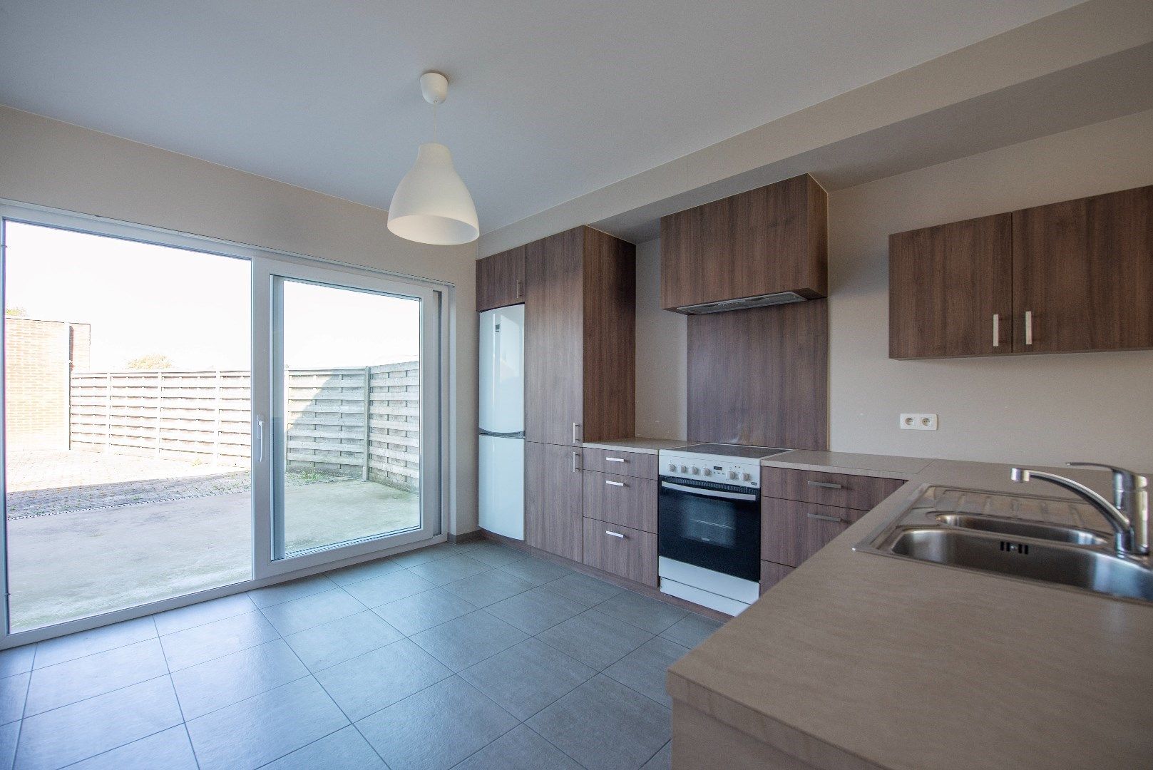 Recente energiezuinige instapklare woning met 4 slpk op centrale ligging te Ruiselede foto 9