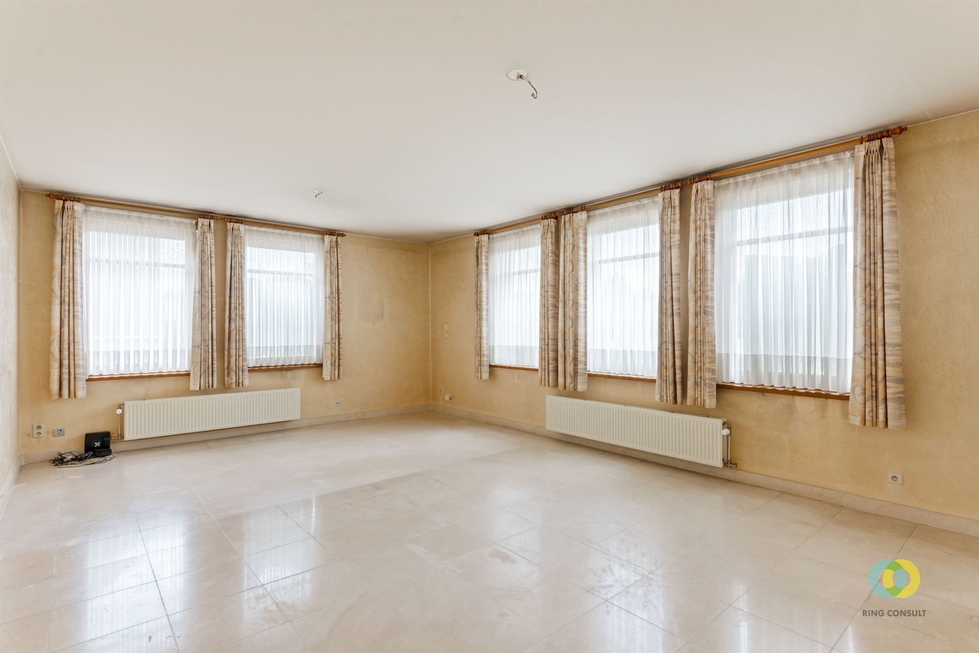 Instapklaar appartement 2 slaapkamers foto 3