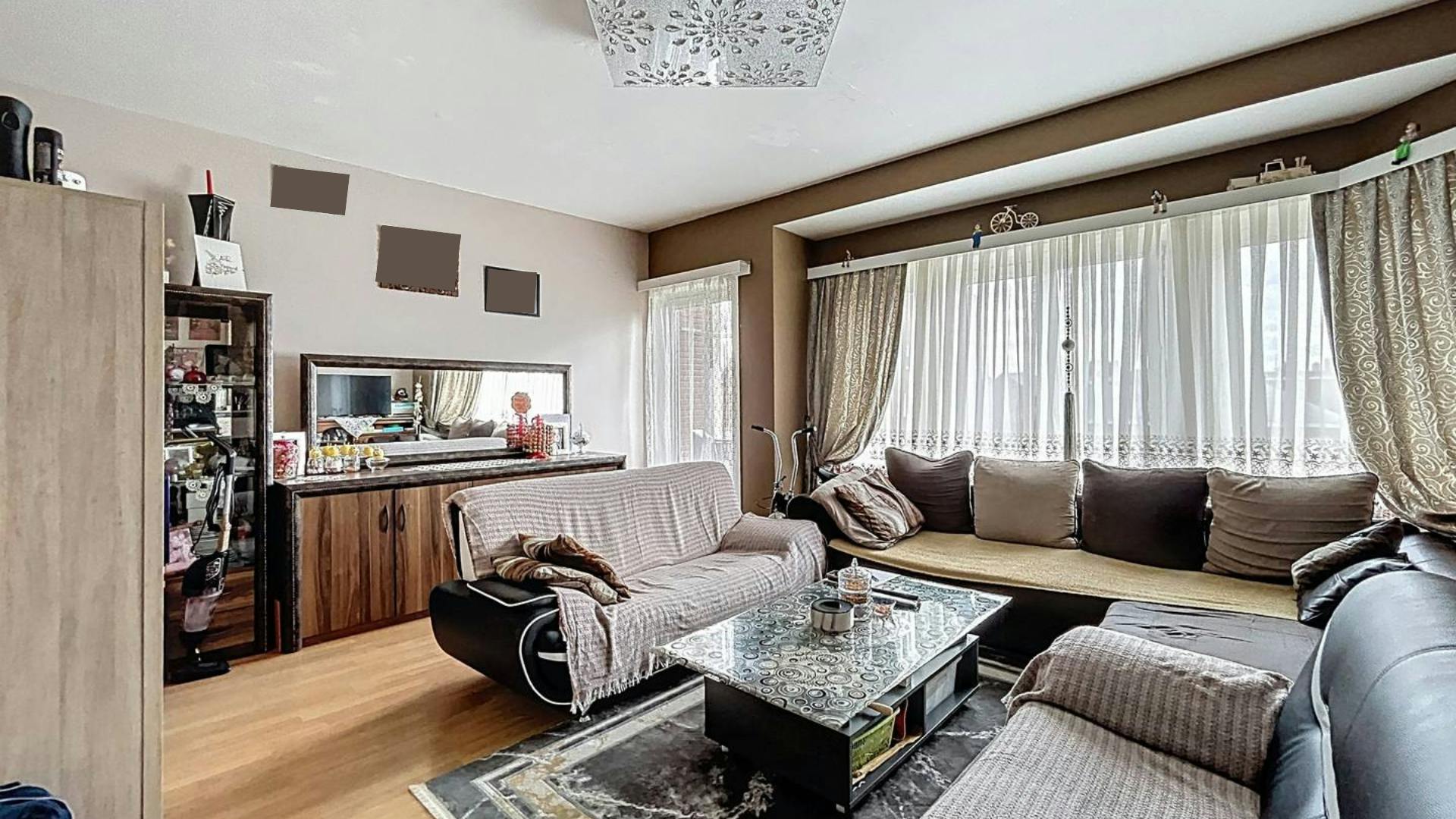 Appartement met 2 slaapkamers te koop in Laken foto 2