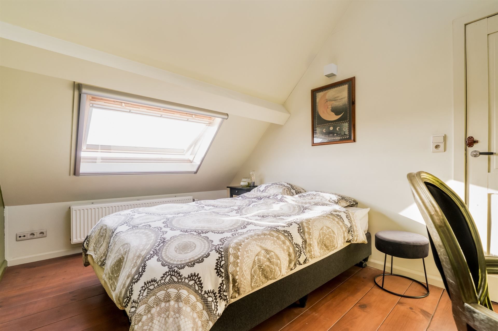 Karaktervolle woning met 3 slpks en tuin met uniek buitenhuis foto 21