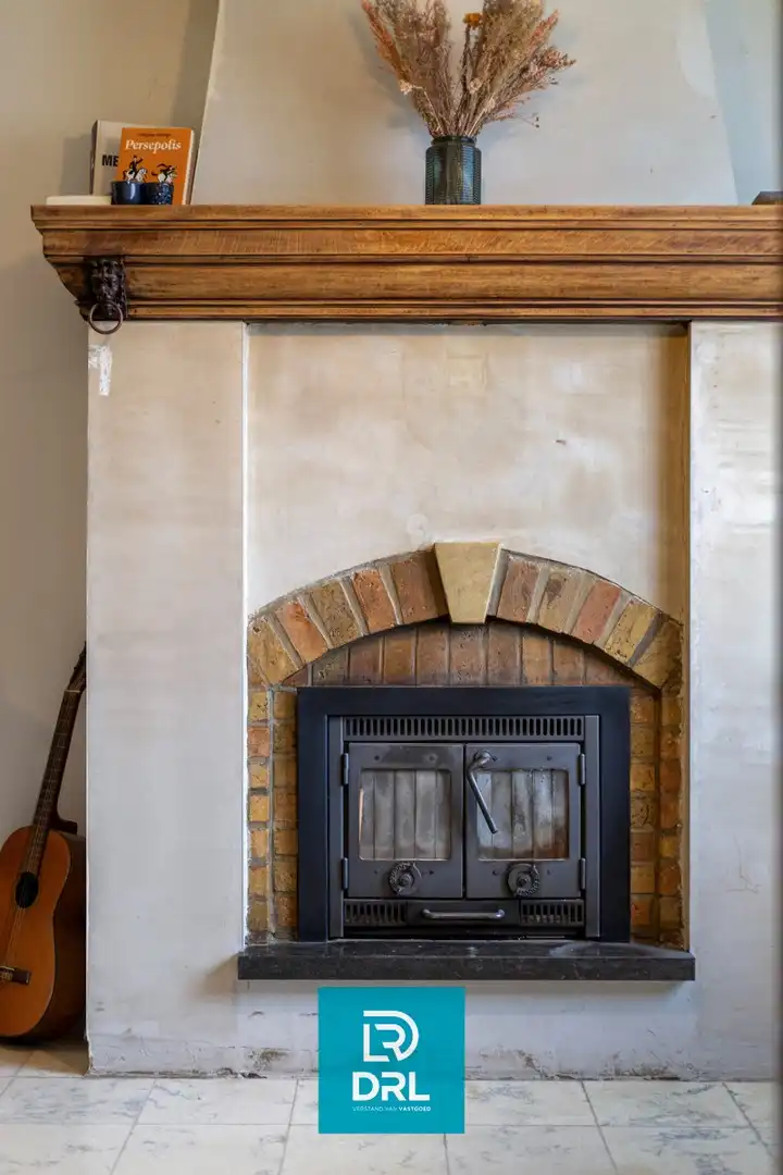 Af te werken woning met grote werkplaats/loods te Sint-Kruis. foto 4