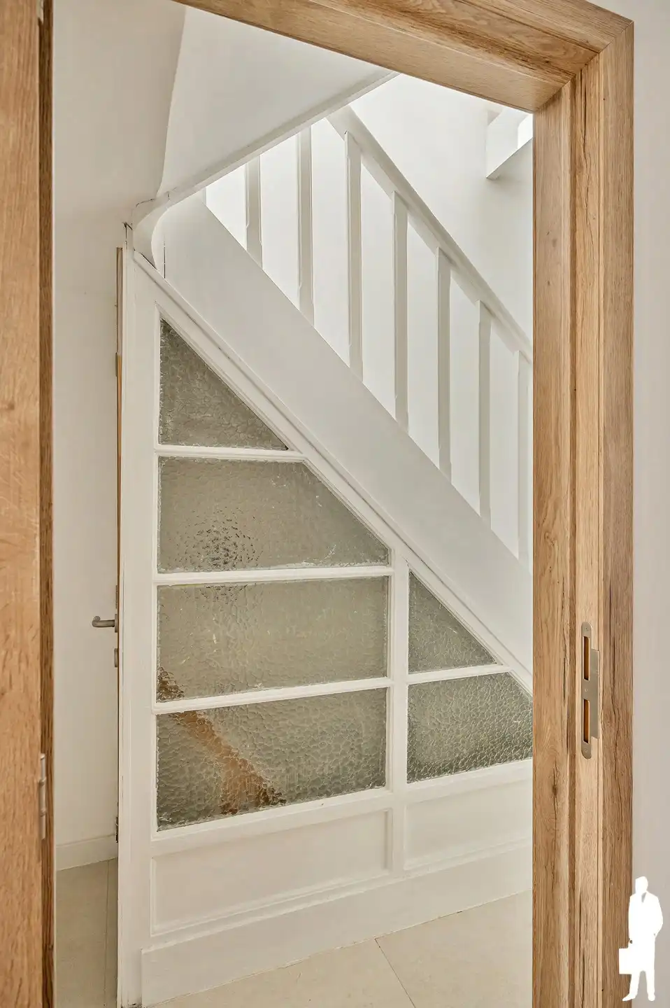 Volledig gerenoveerde en instapklare woning met zonnige tuin te Brasschaat! foto 6