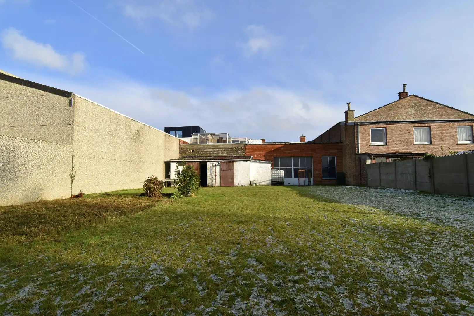 Dubbele opslagruimte (466 m²) met telkens een bovenliggend woongedeelte te koop in Kuurne foto 29