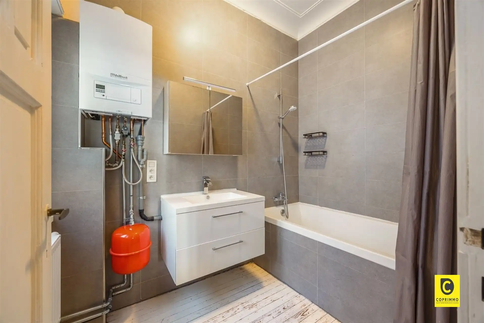 Charmant en ruim appartement te Zurenborg! foto 11