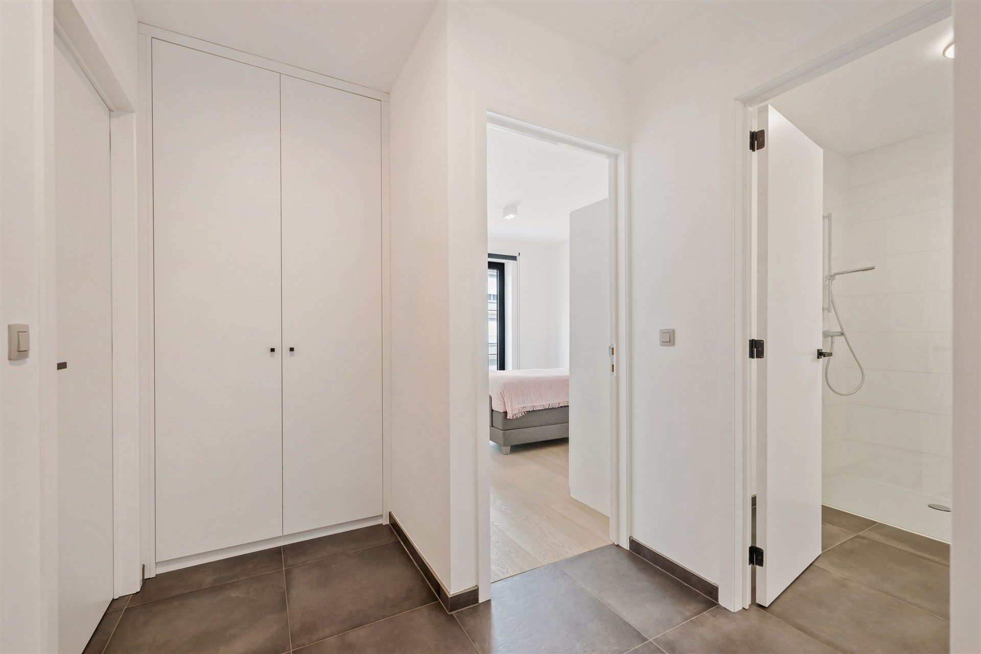 Instapklaar 1-slaapkamer appartement in het hartje van Beveren foto 4